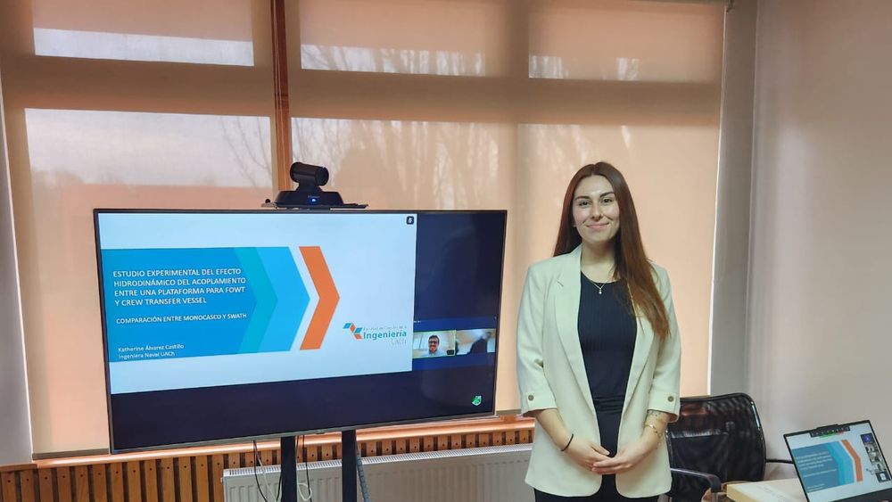 Primera mujer se gradúa del Magíster de Ingeniería Naval y Oceánica con tesis sobre turbinas eólicas