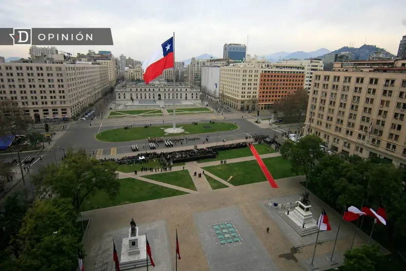 27717 foto panoramica de la moneda y el casco civico.webp