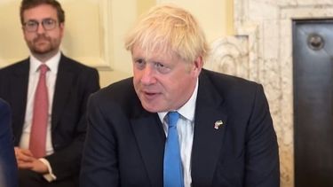 Boris Johnson se despide del Parlamento con un “hasta la vista, baby”