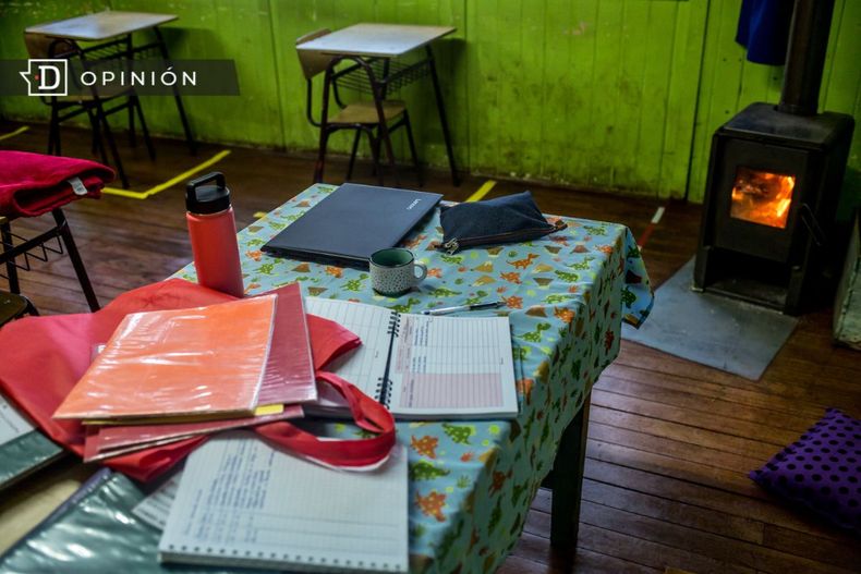 6078 imagen referencial de una sala de clase en una escuela rural.jpg