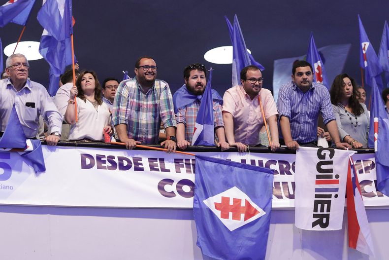 A_UNO_871710 scaled.jpg