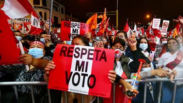 Perú espera tener acta de proclamación presidencial durante la próxima semana
