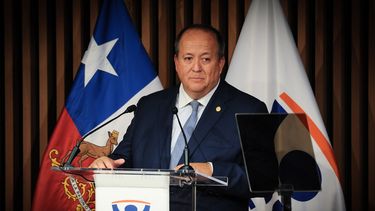 Fiscalía perseguirá a funcionarios públicos con licencias médicas truchas para irse de vacaciones: ¿Arriesgan cárcel?