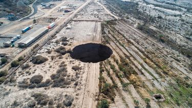 Ministra Hernando anuncia cierre de zonas mineras ligadas a socavón en Tierra Amarilla