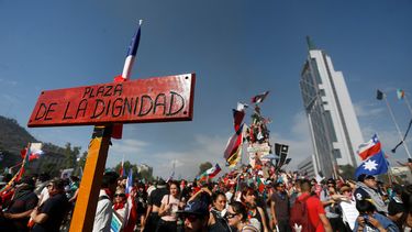 El Desconcierto | plaza de la dignidad.jpg