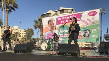 El Desconcierto | IMG_6080.jpg