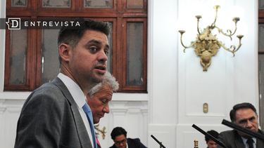 Manouchehri: Chadwick debe aclarar a quién buscaba beneficiar con información de Hermosilla