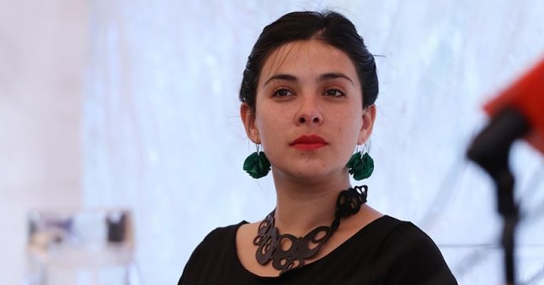 carol_kariola123123_816x428.jpg