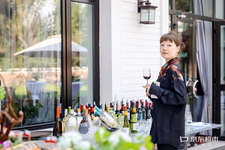 53755809775_9d319e814d_k e1718055889421.jpg