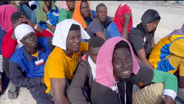 Italia pide a ONU y G20 plan por presión migratoria: 10 mil personas en 3 días en Lampedusa