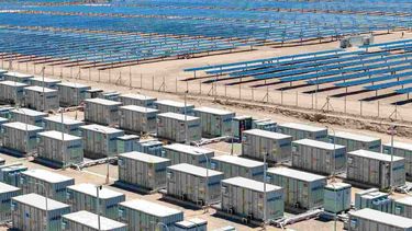 Chile cruza la barrera de 10.000 MW en almacenamiento energético gracias aumento de proyectos BESS Chile cruza la barrera de 10.000 MW en almacenamiento energético gracias aumento de proyectos BESS