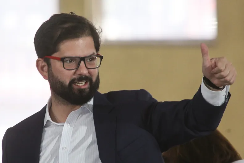 10333 boric cadem.webp