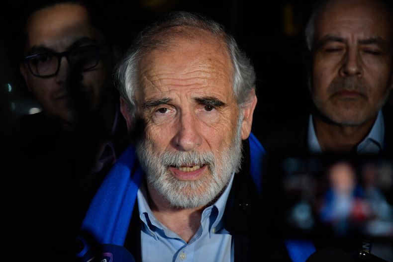 montes molesto por convenios millonarios se suma fundacion con extrano cambio de giros.jpg