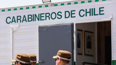 Encuentran cocaína y marihuana escondida en techo de comisaría en Quilicura