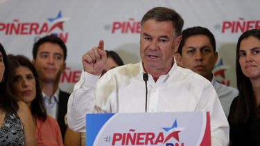Crece tensión en el comando de Piñera: Ossandón dice que mientras más hablen Felipe y José Antonio Kast es peor para la campaña
