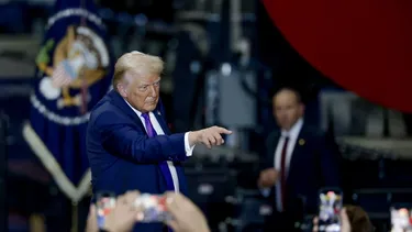 Donald Trump eleva la tensión de Estados Unidos con Irán: “Quizás tengamos que ir un paso más allá”