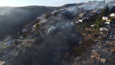 Mega incendio de Viña del Mar: Más de 500 casas destruidas y poblaciones arrasadas