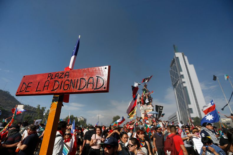plaza de la dignidad.jpg
