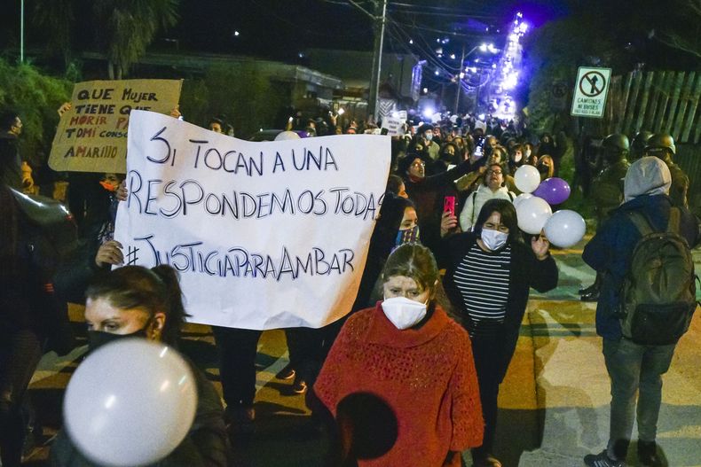 A_UNO_1203537 scaled 1.jpg