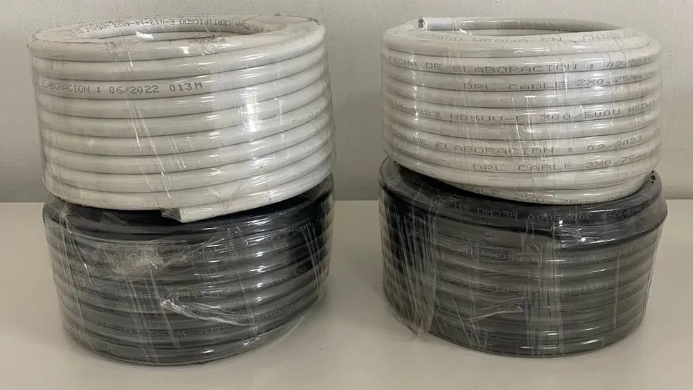 Sernac emite alerta por cables eléctricos: Resistencia de cordones a 20°C podría tener graves fallas