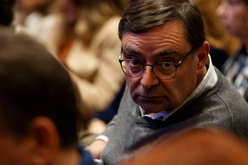 18522 a uno 1586233.jpg