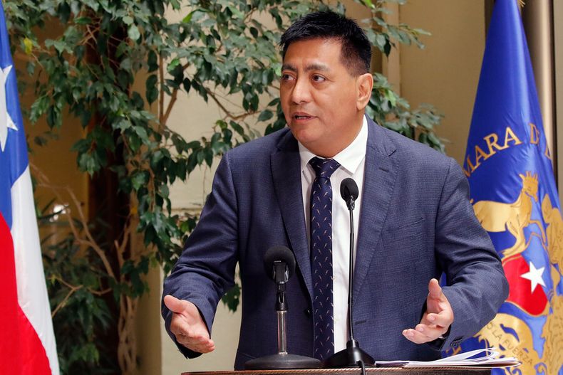 Diputado Enrique Lee.jpg