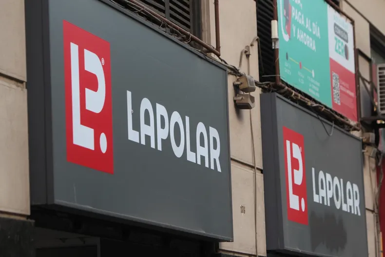 la polar publico a cliente deuda de 1 3 millones sin respaldo contractual ordenan eliminar registro del boletin comercial.webp