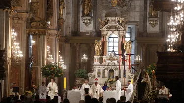 Catedral de Santiago sufre invaluable robo patrimonial: Desconocidos se llevan figuras religiosas del siglo XVIII