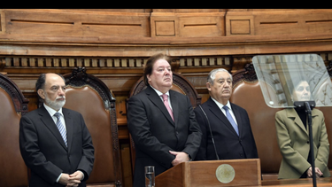 Presidente de Suprema pide en juramento de abogados resocialización por delitos por drogas