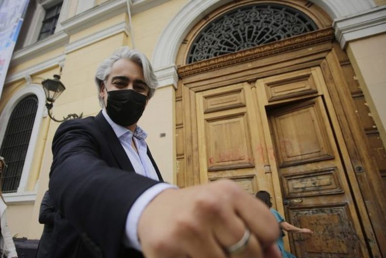 A_UNO_1326854 scaled e1636316985819.jpg