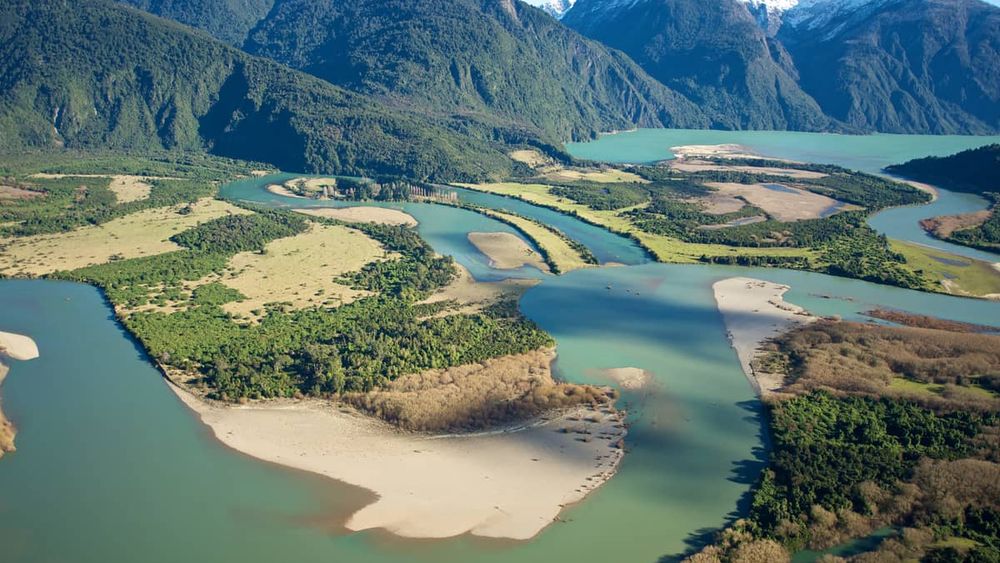Lanzan campaña para que el río Puelo sea declarado Reserva de Agua