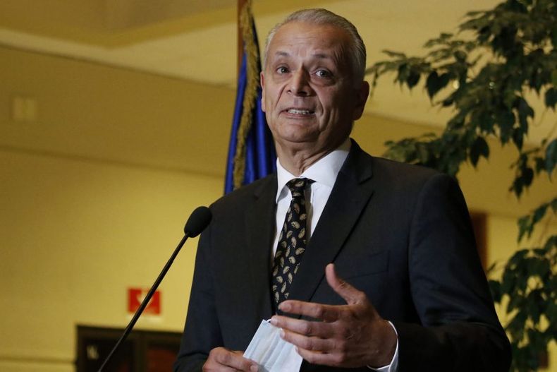 A_UNO_1373283 scaled e1700156457169.jpg