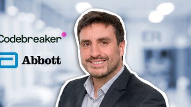 codebreaker, abbott y el jefe del area de medicamentos del isp: los vinculos detras de un caso que llego a contraloria