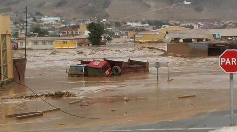 Imágenes del aluvión del año 2015, el cual podría repetirse desde este martes - Agencia Uno