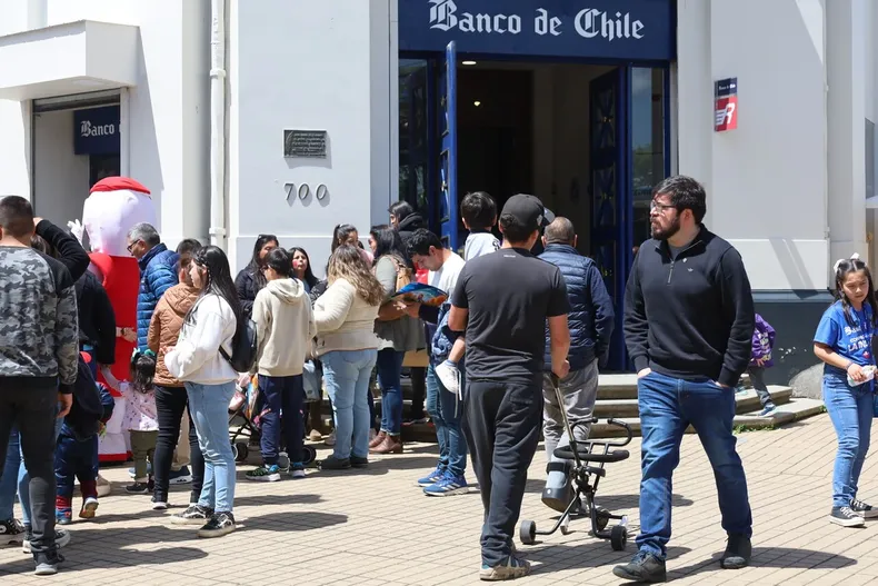 banco devolvio 35 uf a clienta estafada por 40 millones y luego la demando para recuperarlos suprema rechazo el reclamo.webp