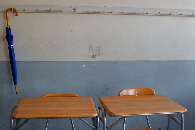 2704 sin clases.jpg