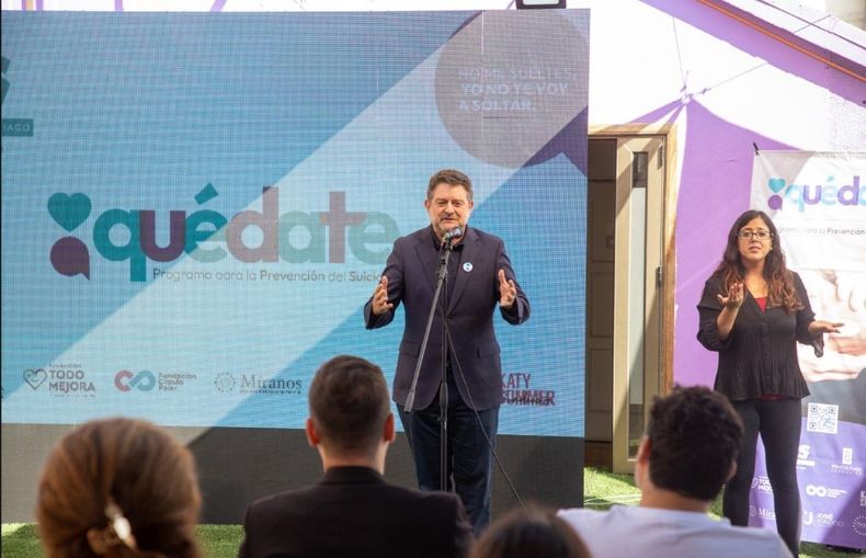 con inversion de 1700 millones santiago lanzo mayor plan de prevencion del suicidio de latinoamerica.jpg