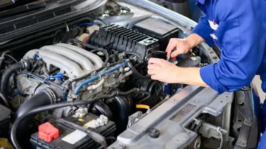 Llevó su auto a taller de Machalí para cambiar aceite y motor quedó destruido: Empresa deberá pagarle $8 millones