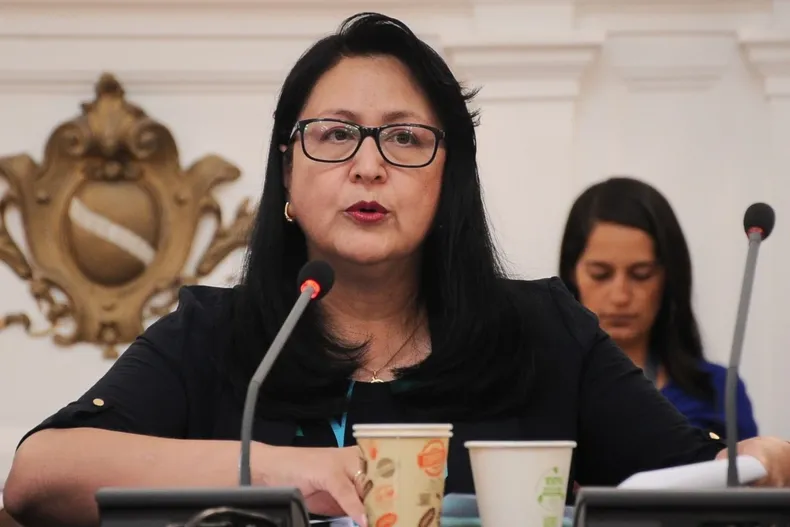 16418 dorothyperezperfil.webp