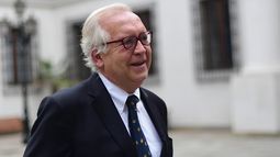 Jorge Burgos defenderá a ministro de Salud en acusación constitucional