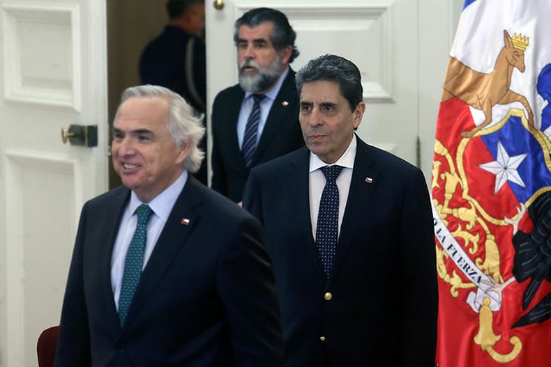 rojas y cha.jpg