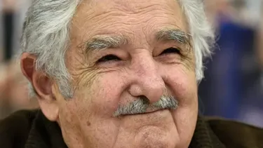 Muere Pepe Mujica: De la lucha armada a sobrevivir prisión en dictadura, gobernar Uruguay con humildad y convertirse en referente mundial