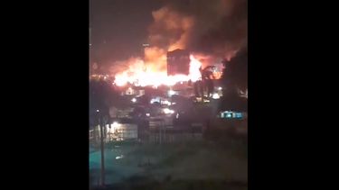 El peligro de los fuegos artificiales: Barrio más vulnerable de Asunción ardió en Navidad por culpa de la pirotecnia