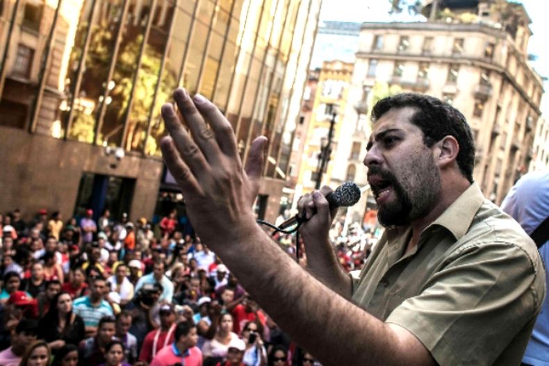 Guilherme Boulos M dia Ninja.jpg
