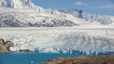 Ley de Glaciares de Javier Milei que amenaza la naturaleza es aprobada en Argentina - Agencia EFE
