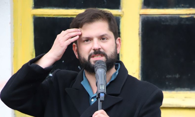Boric 1.jpg