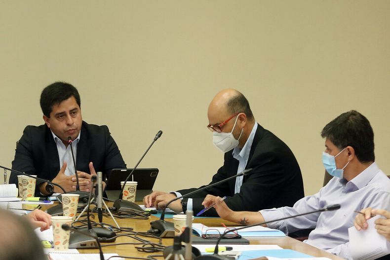 A_UNO_1331308 2.jpg
