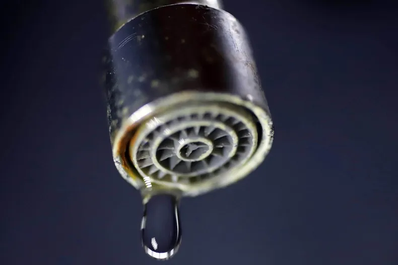 9985 llavedeagua.webp