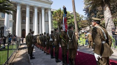 Funerales de Sebastián Piñera: Los cortes y desvíos de tránsito en Santiago Centro