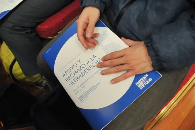 9914 ultraderecha.webp